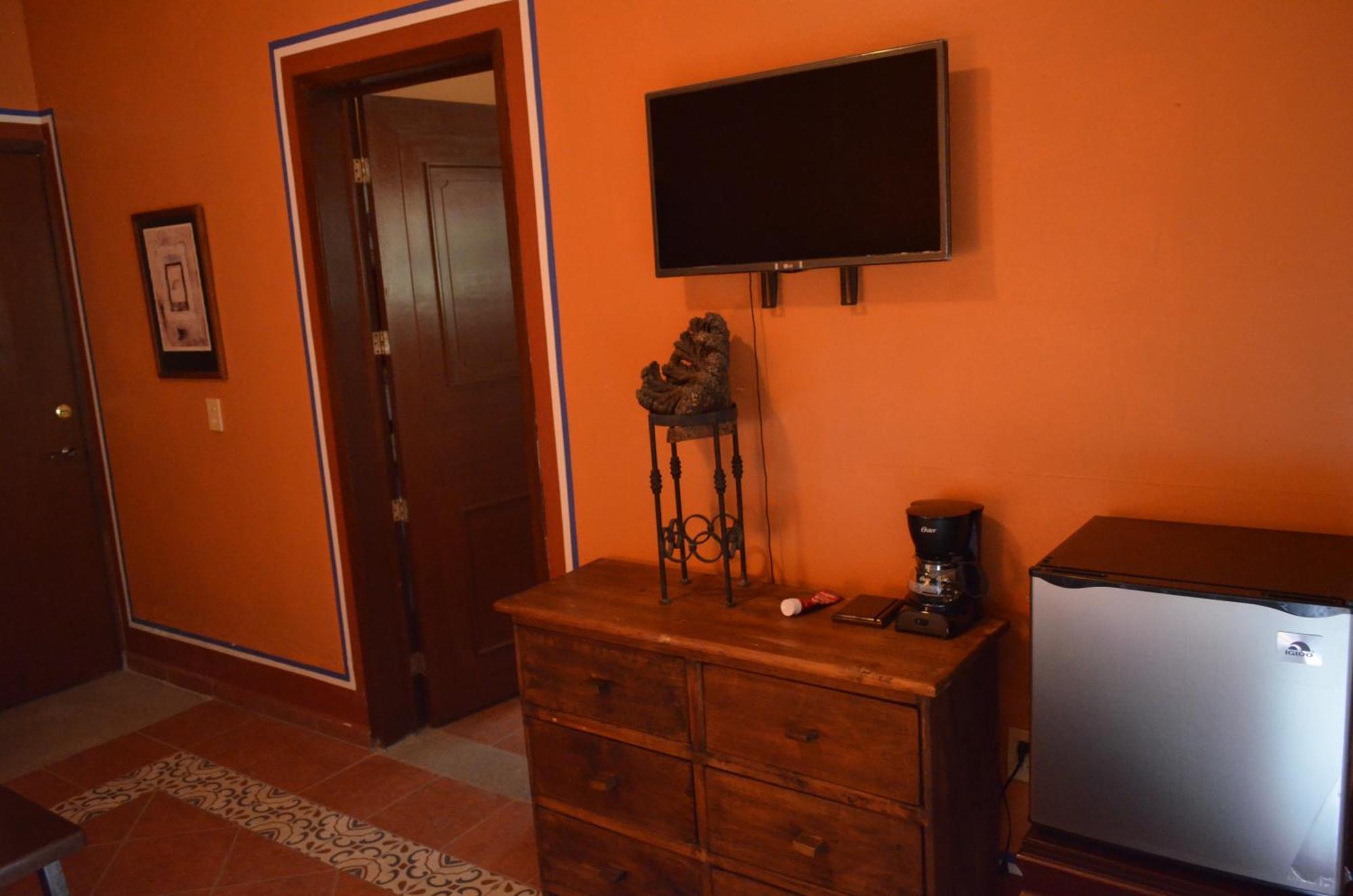 Hotel Art Gallery Casona De Los Milagros Colima Luaran gambar